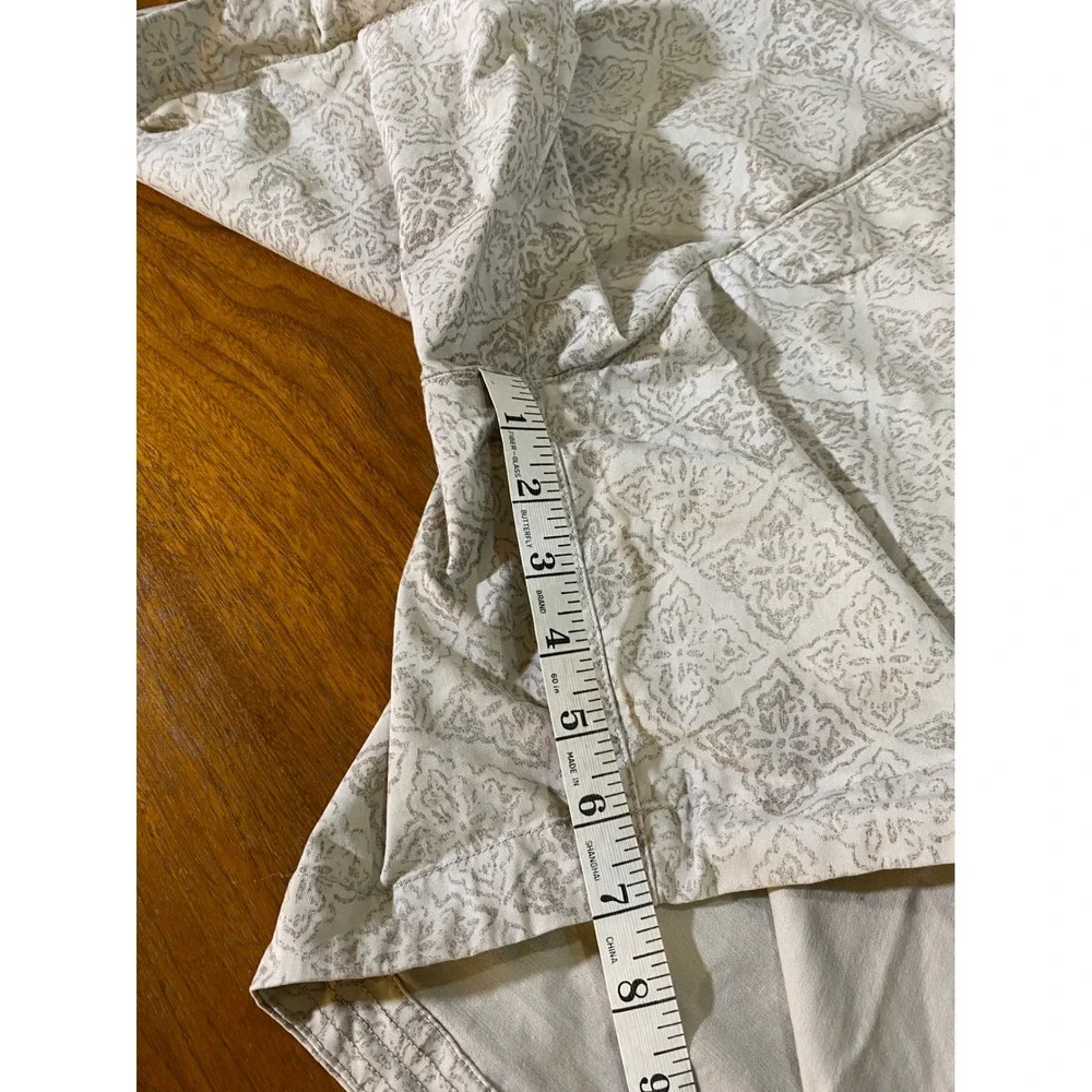 Tan Abercrombie & Fitch Stretch Chino Shorts Medallion Print (Mens 36